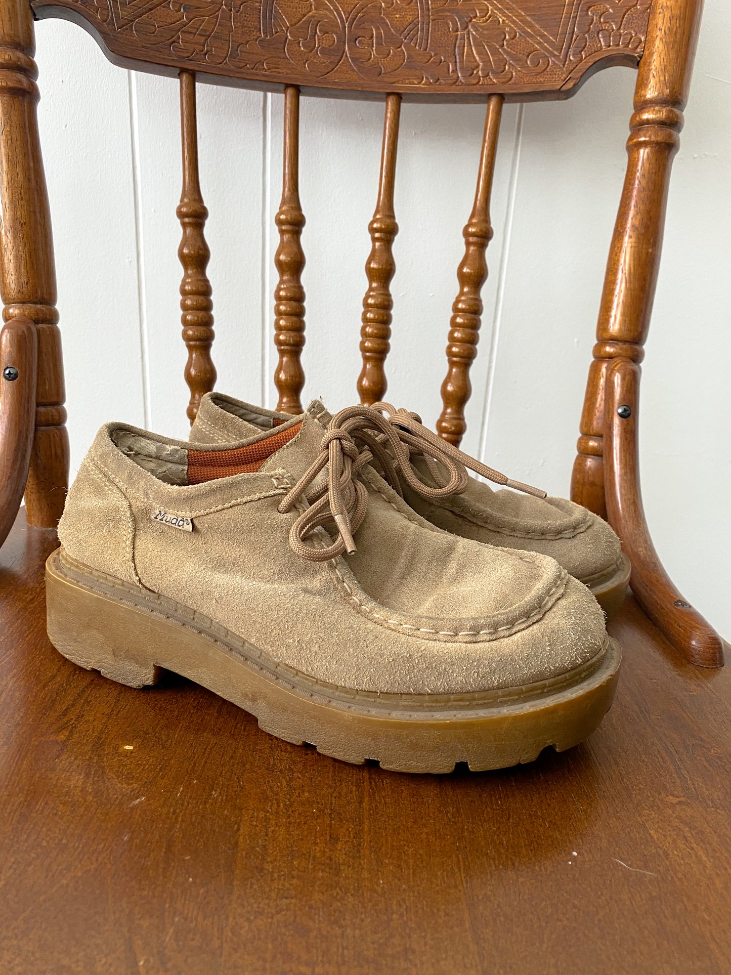 Vintage Suede Mudd Wallabees