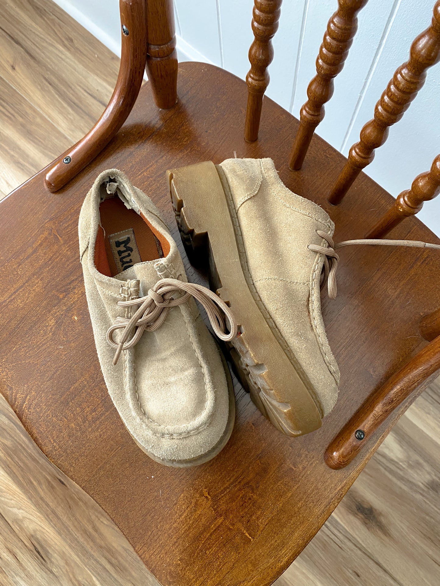 Vintage Suede Mudd Wallabees