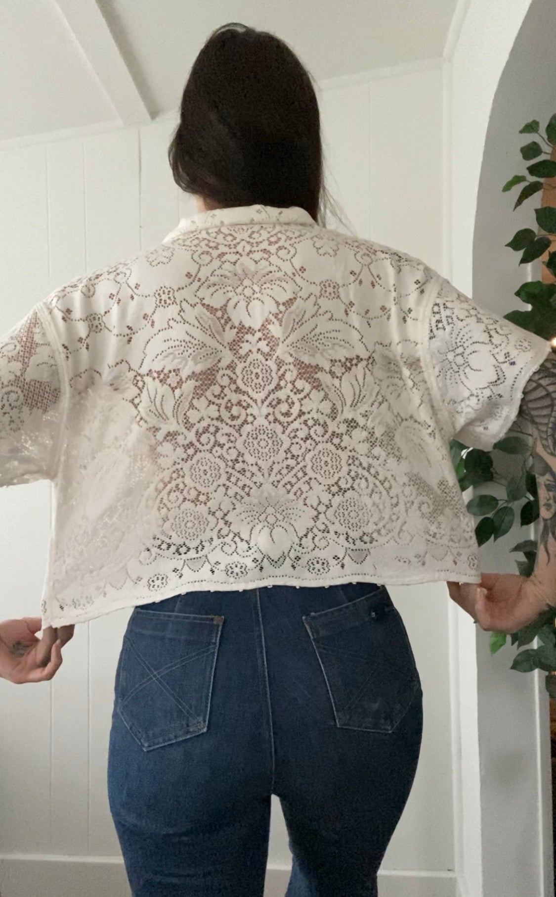 (M/L) Upcycled Tie Front Lace Blouse