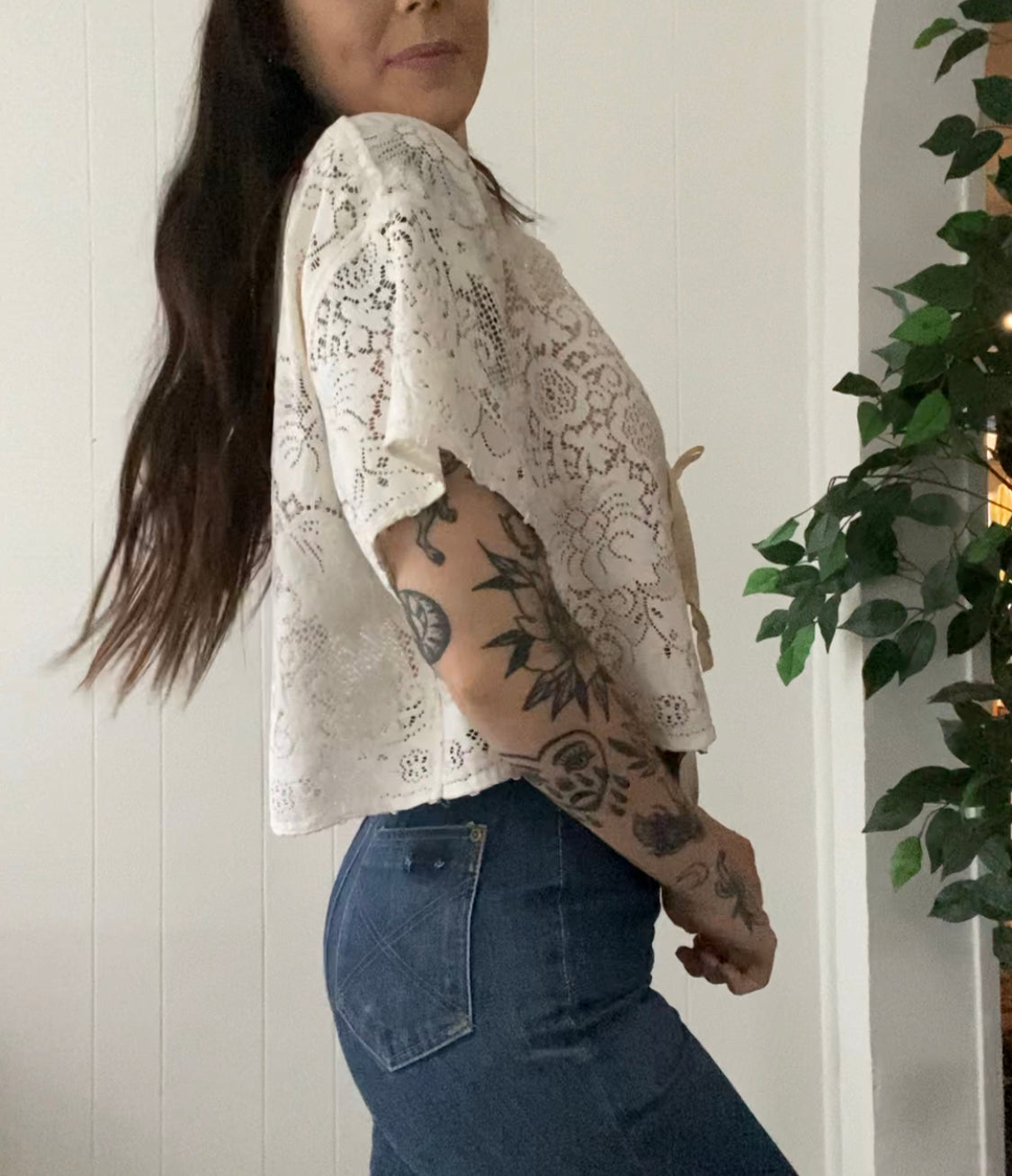 (M/L) Upcycled Tie Front Lace Blouse