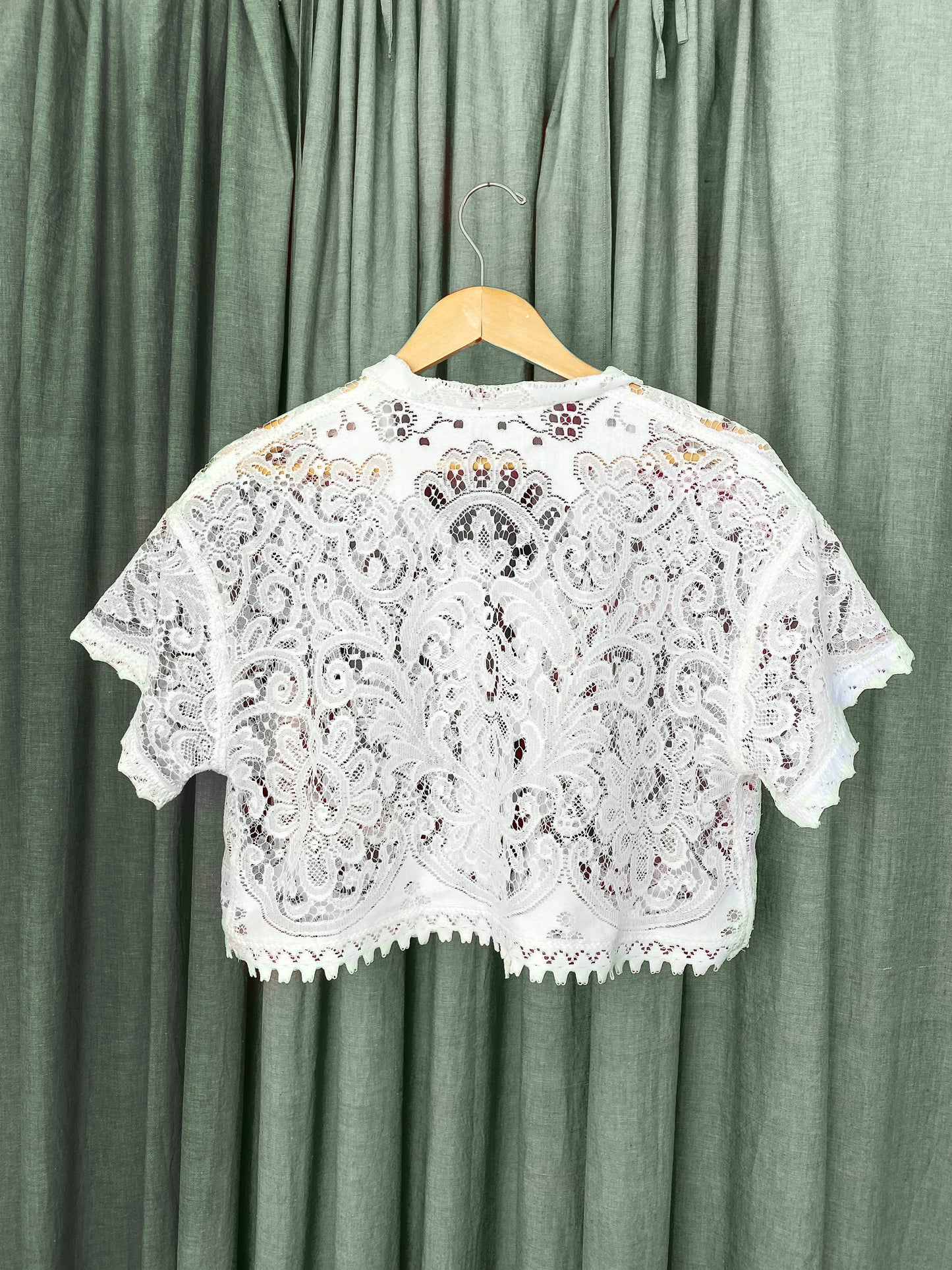 (M/L) Upcycled Tie Front Lace Blouse