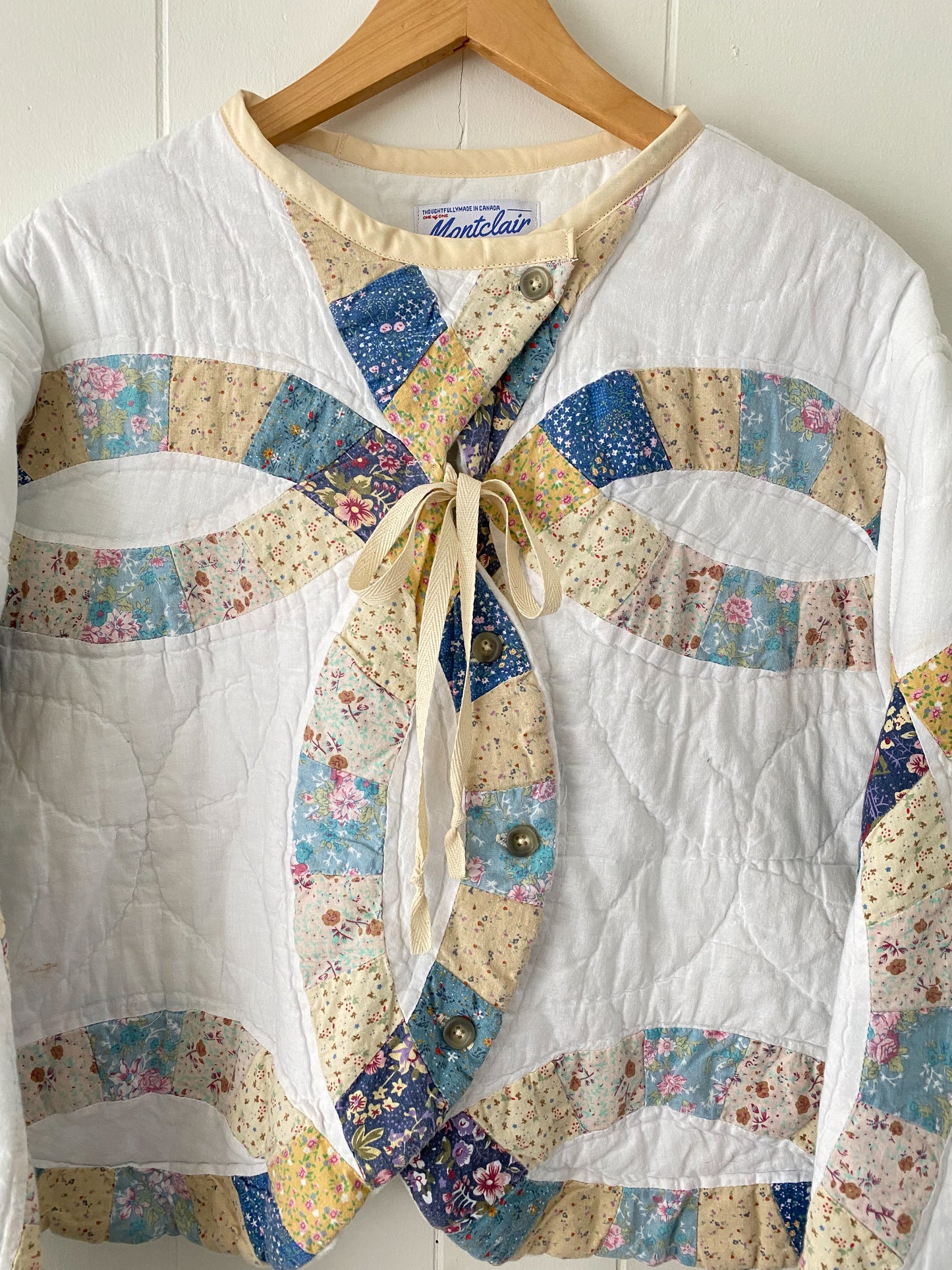 (S/M) Upcycled Vintage Quilt Jacket