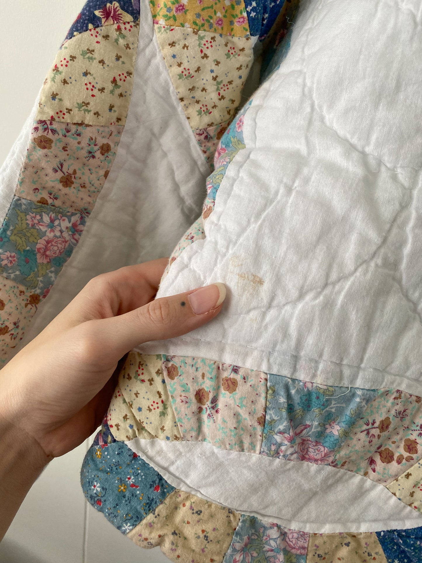 (S/M) Upcycled Vintage Quilt Jacket