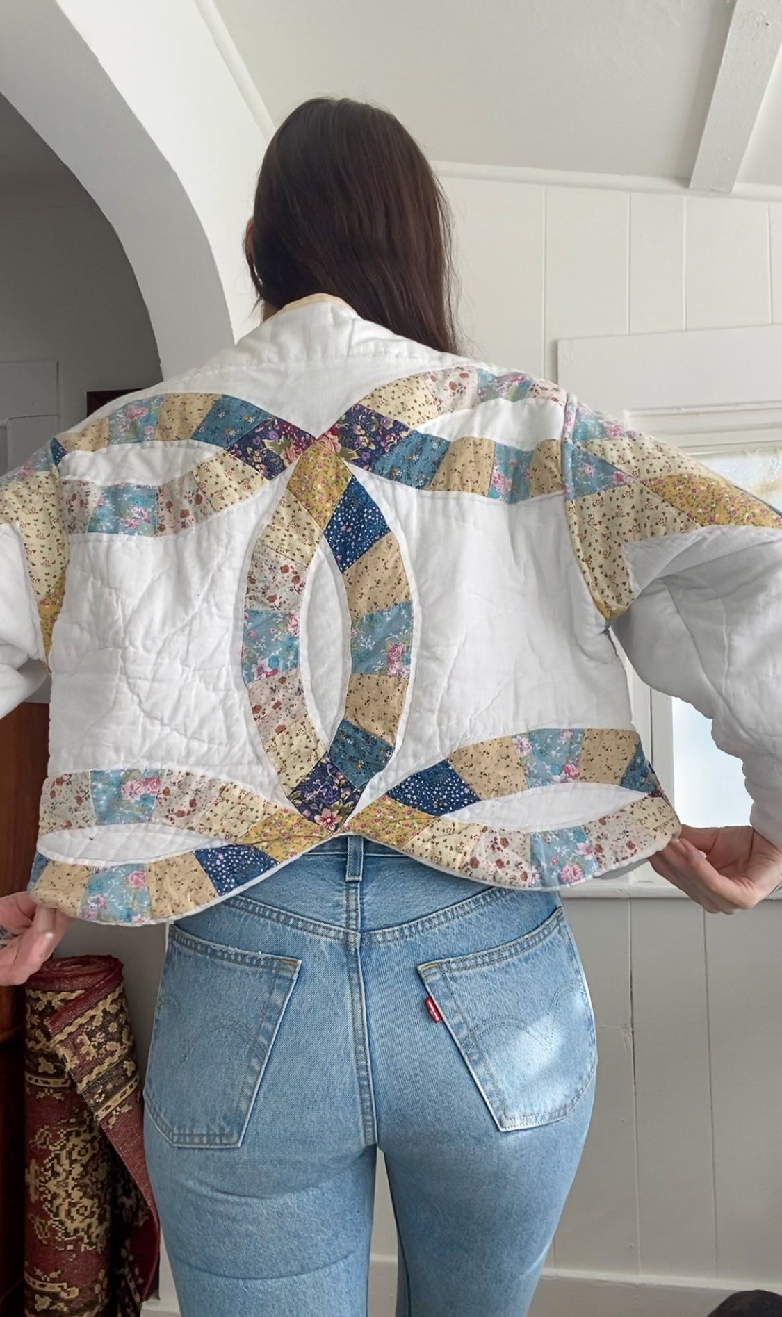 (S/M) Upcycled Vintage Quilt Jacket