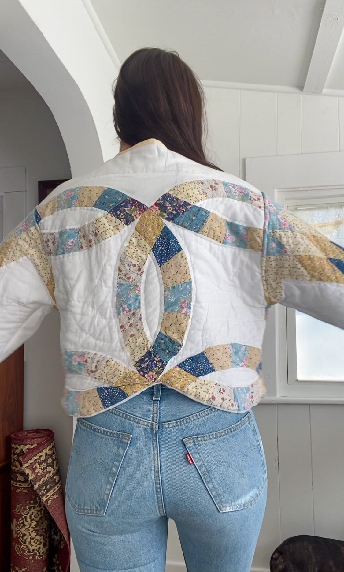 (S/M) Upcycled Vintage Quilt Jacket