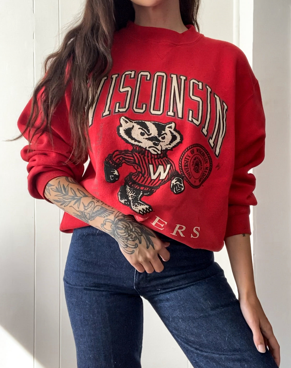 L/XL Vintage Wisconsin Badgers Crewneck (Stained)