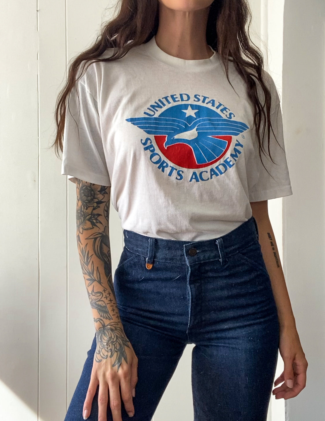 M/L Single Stitch United States Sports Academy Tee