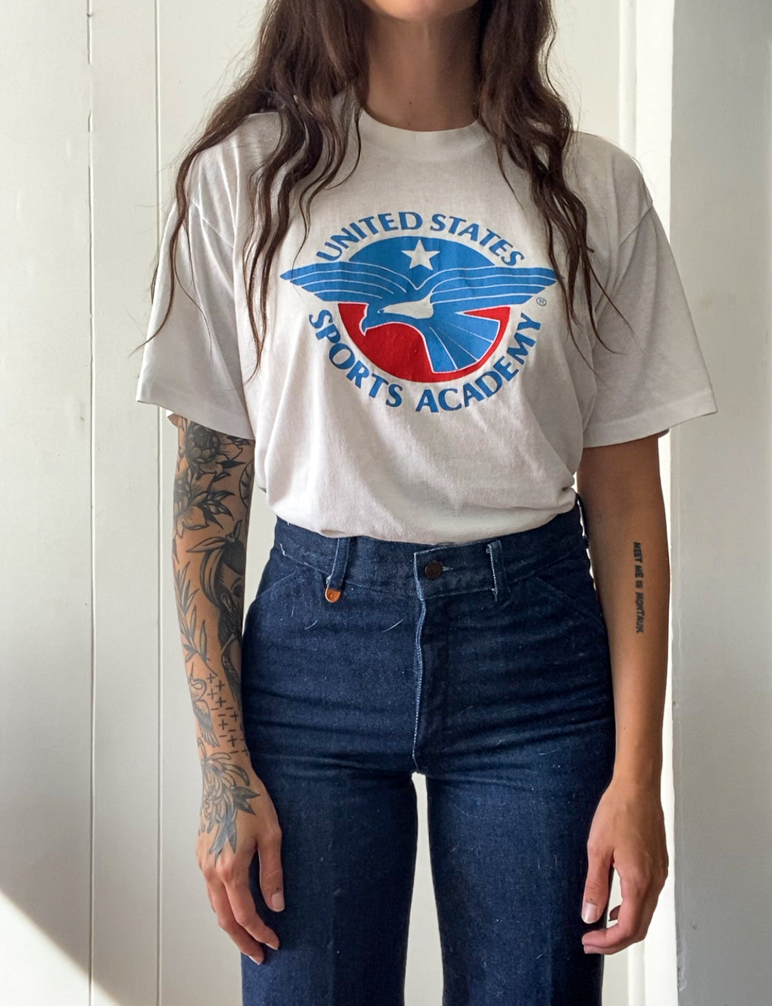 M/L Single Stitch United States Sports Academy Tee