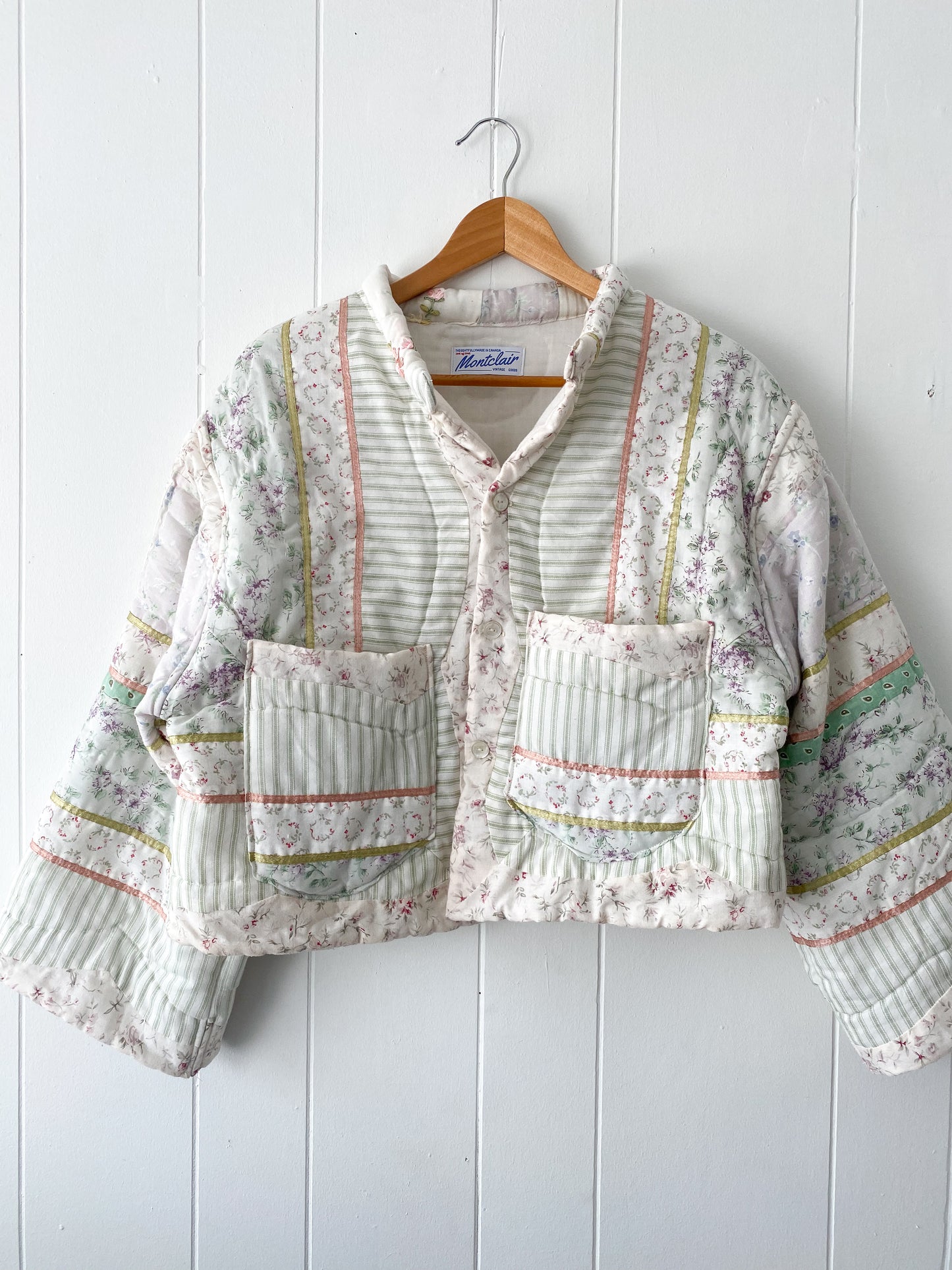 (S/M) Upcycled Vintage Quilt Jacket
