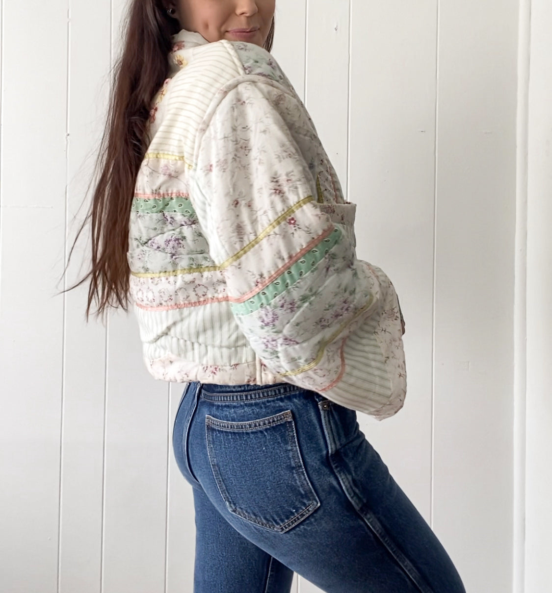 (S/M) Upcycled Vintage Quilt Jacket