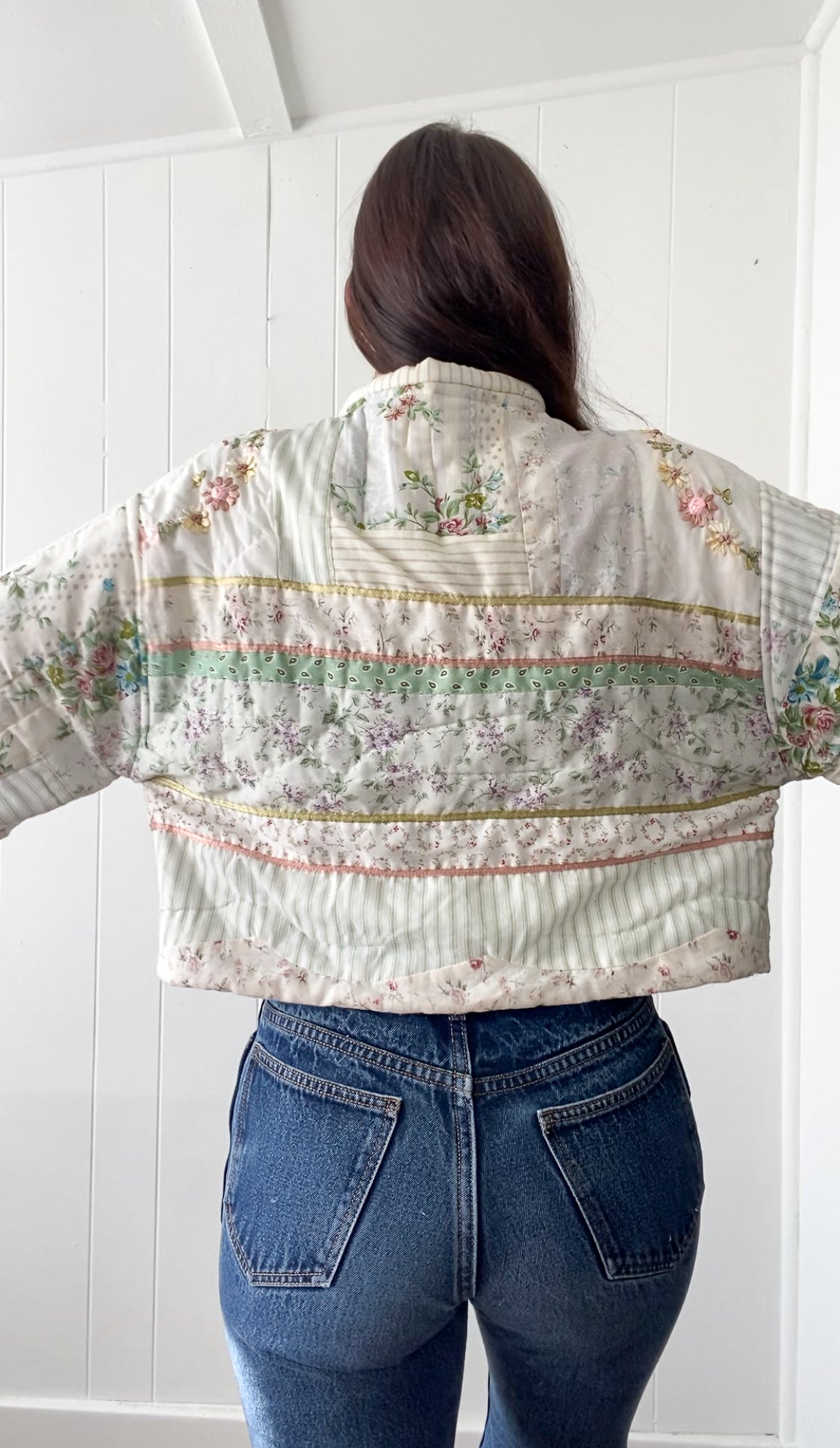 (M/L) Upcycled Vintage Quilt Jacket