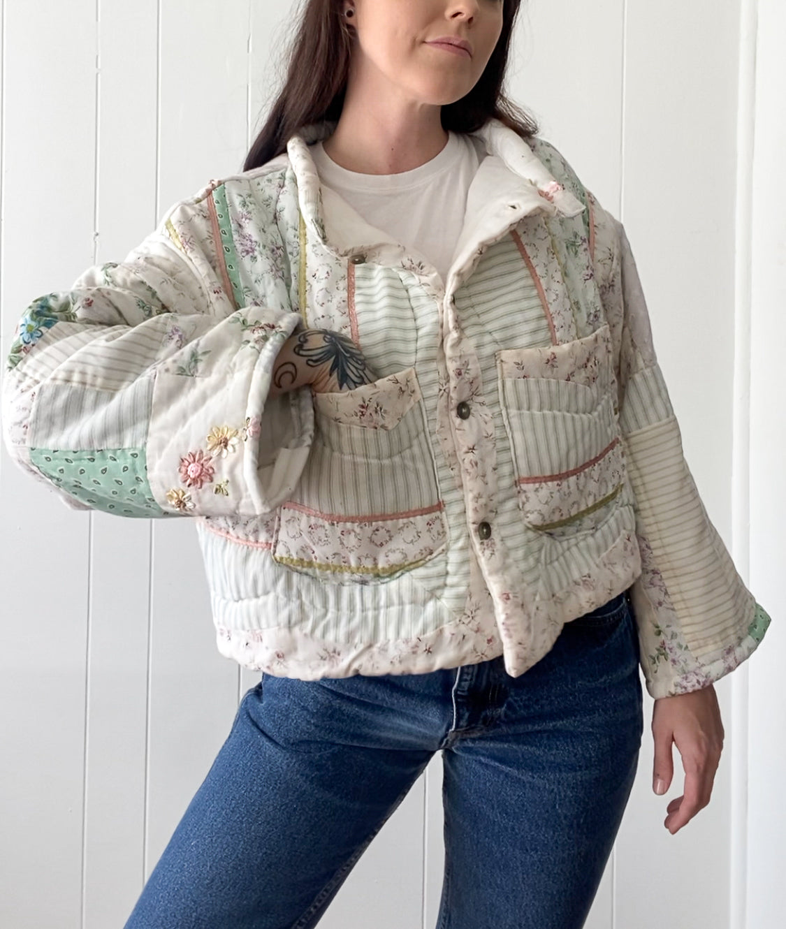 (M/L) Upcycled Vintage Quilt Jacket