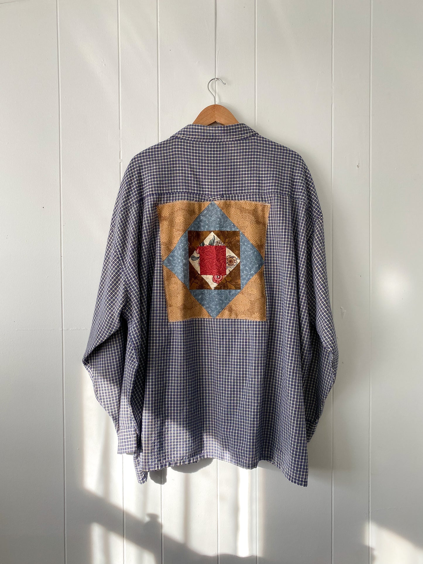(2-4XL) Vintage Quilt Block Button Down