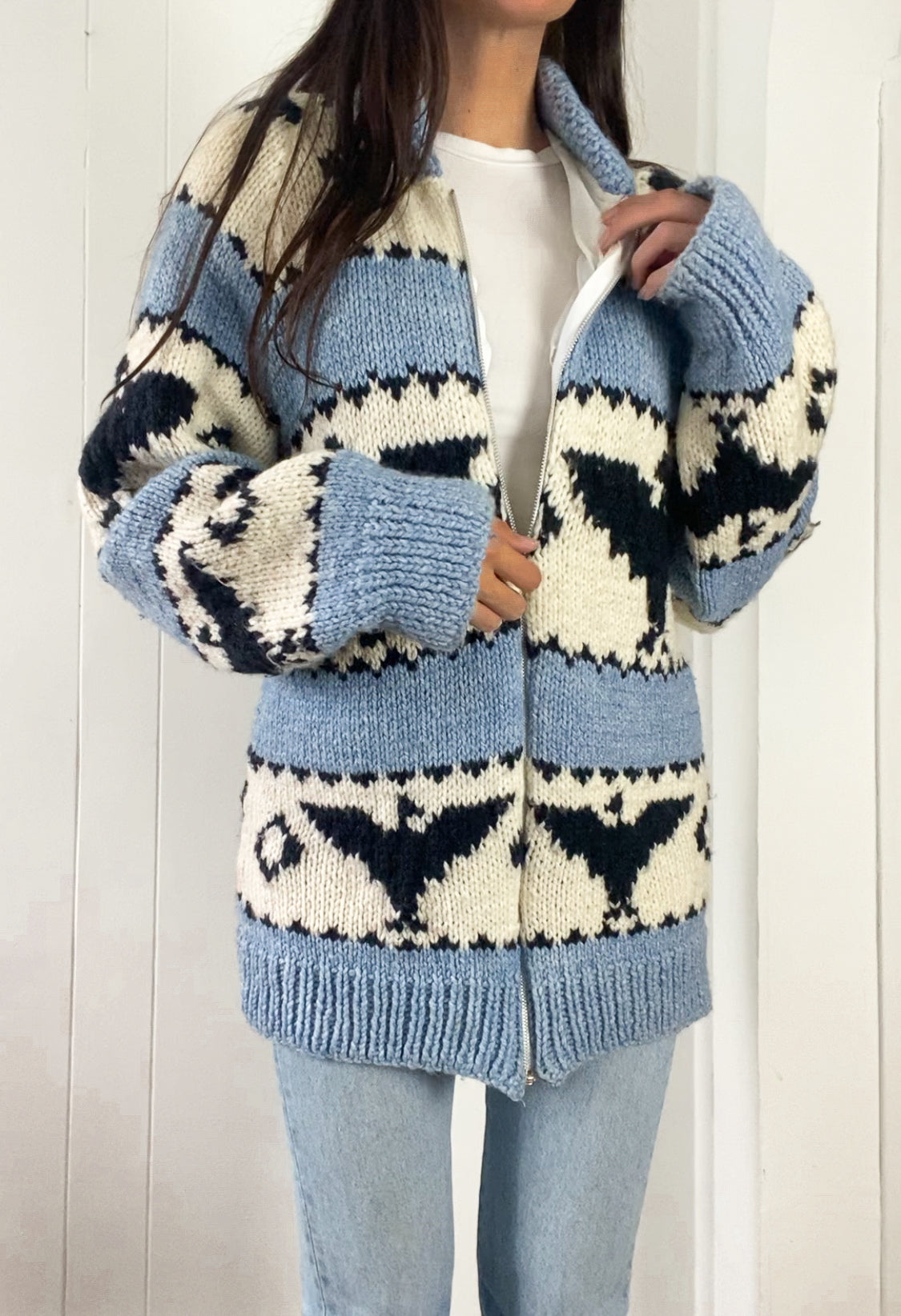 M/L 1980s Hand Knit Cardigan