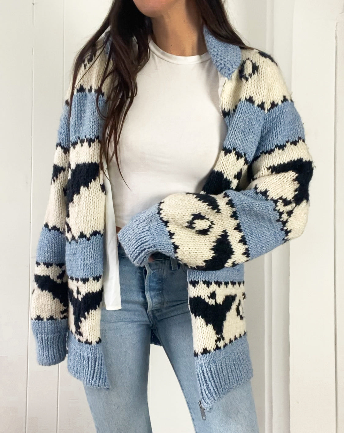 M/L 1980s Hand Knit Cardigan