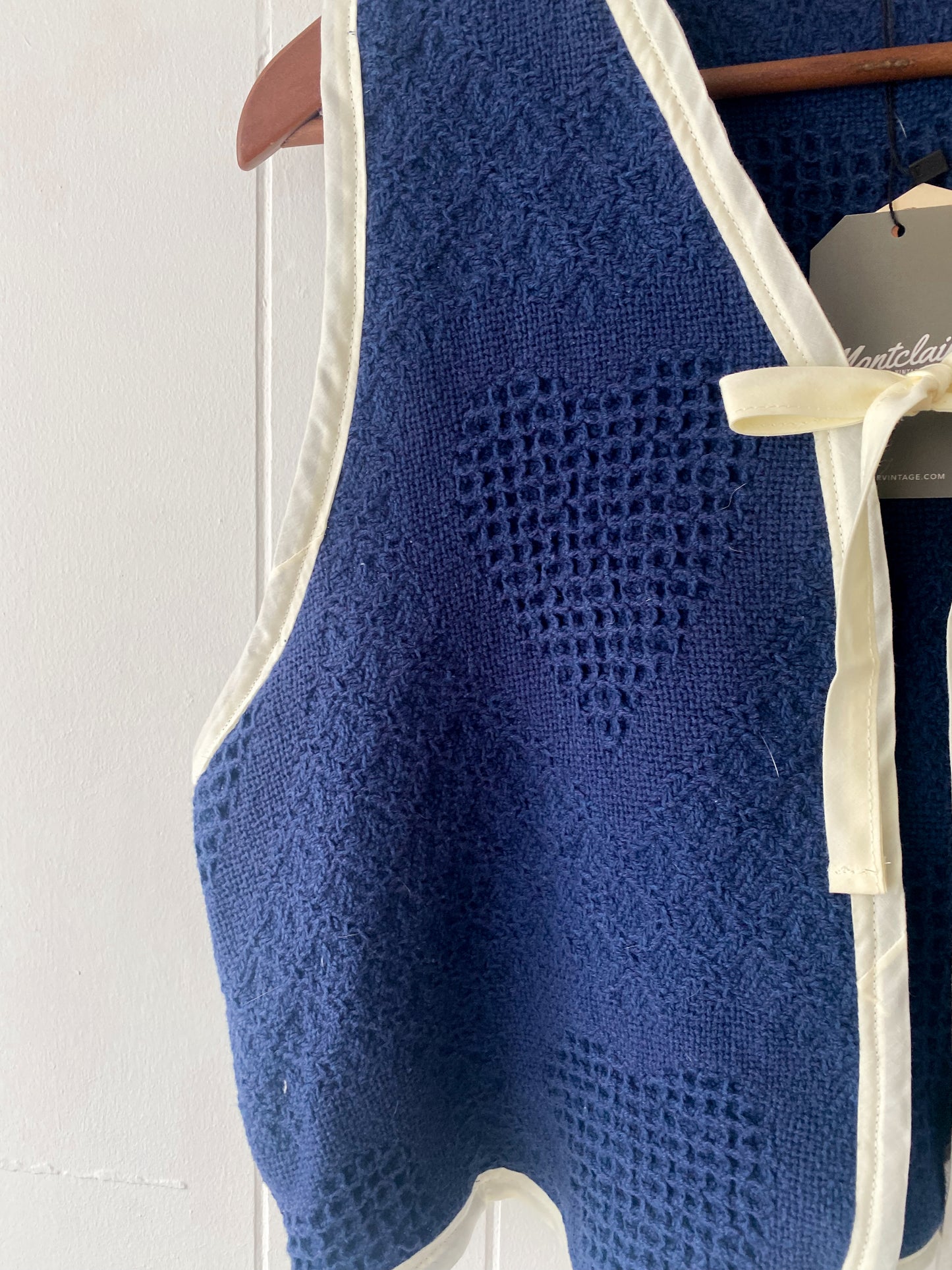 M-M/L Upcycled Tie Front Navy Hearts Vest
