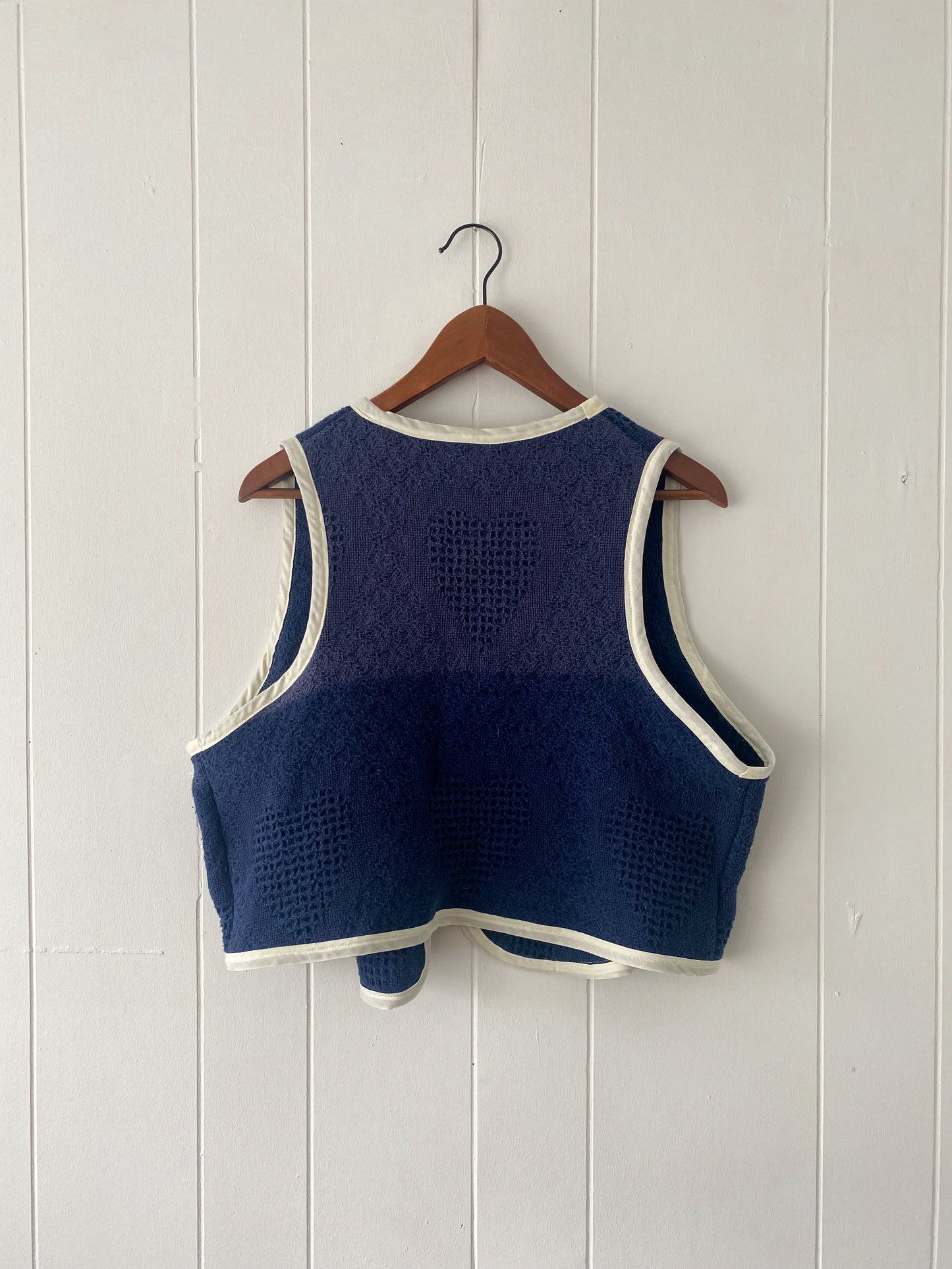M-M/L Upcycled Tie Front Navy Hearts Vest