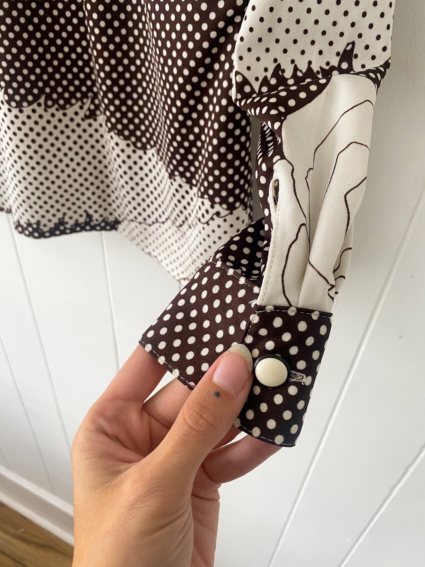 XS Vintage Western Style Blouse
