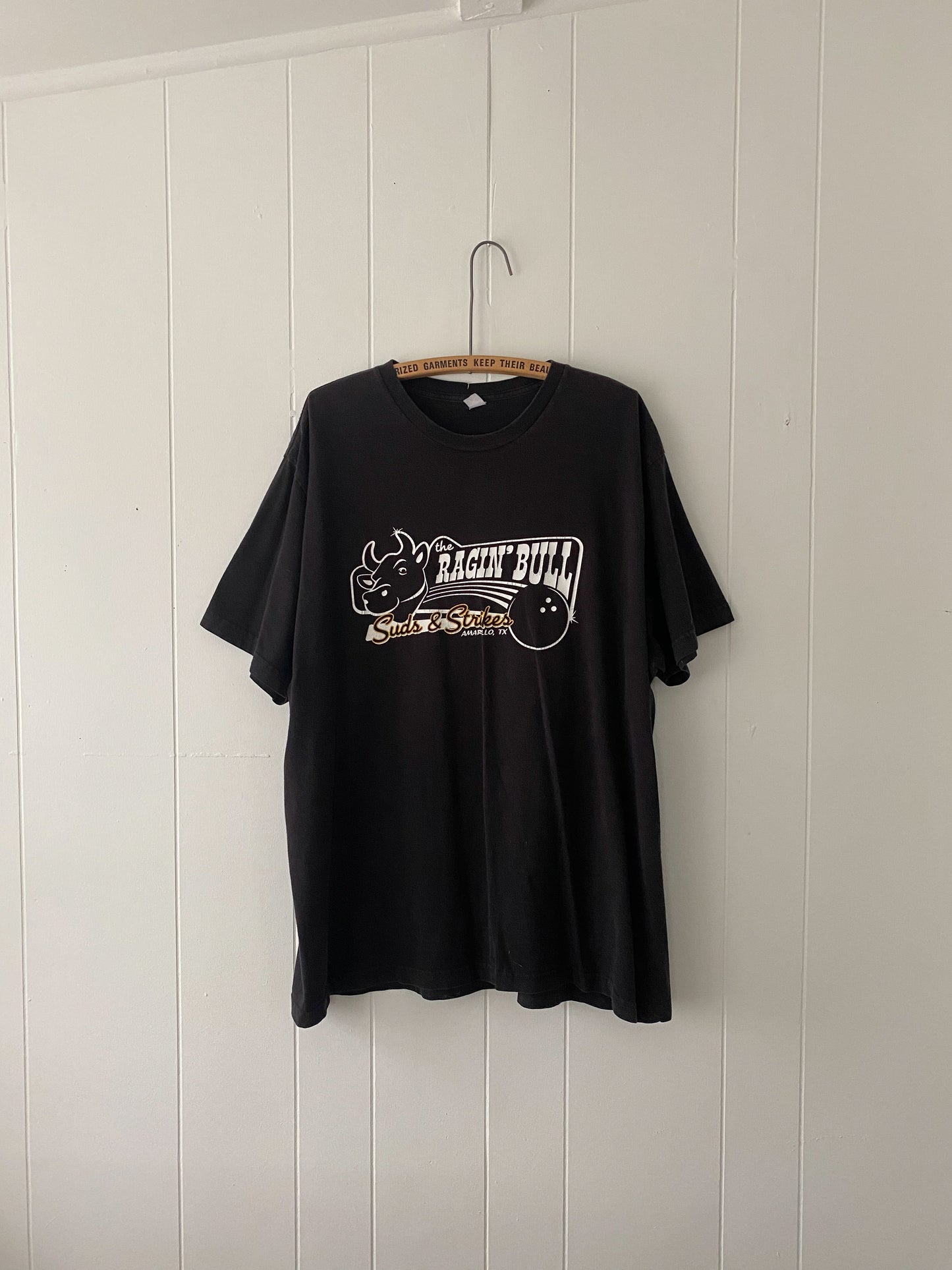 XL Vintage Ragin' Bull Bowling Tee