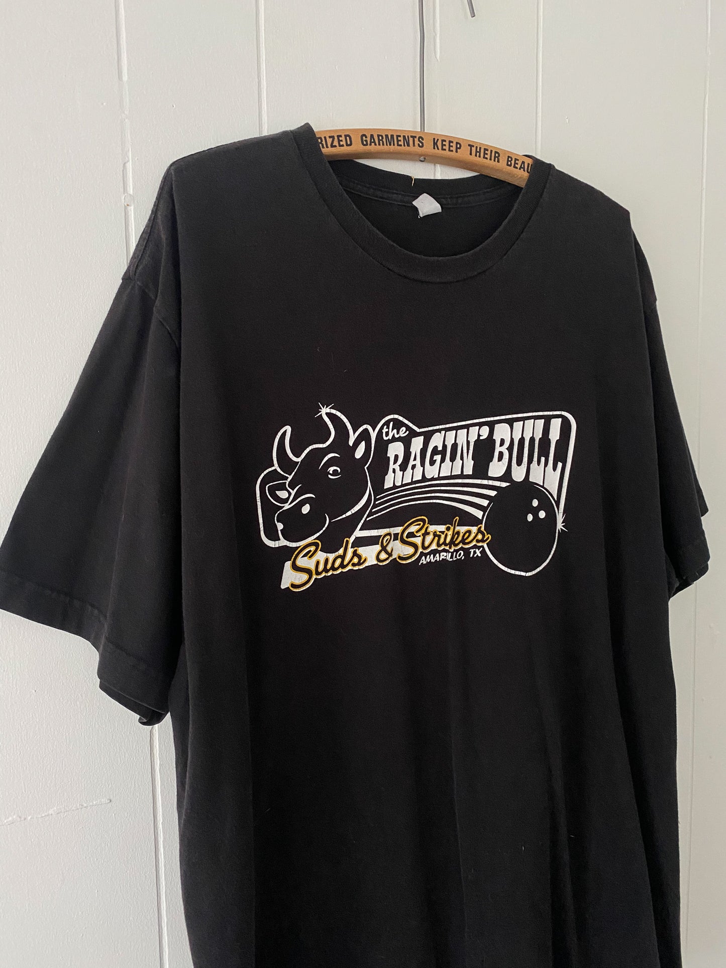 XL Vintage Ragin' Bull Bowling Tee
