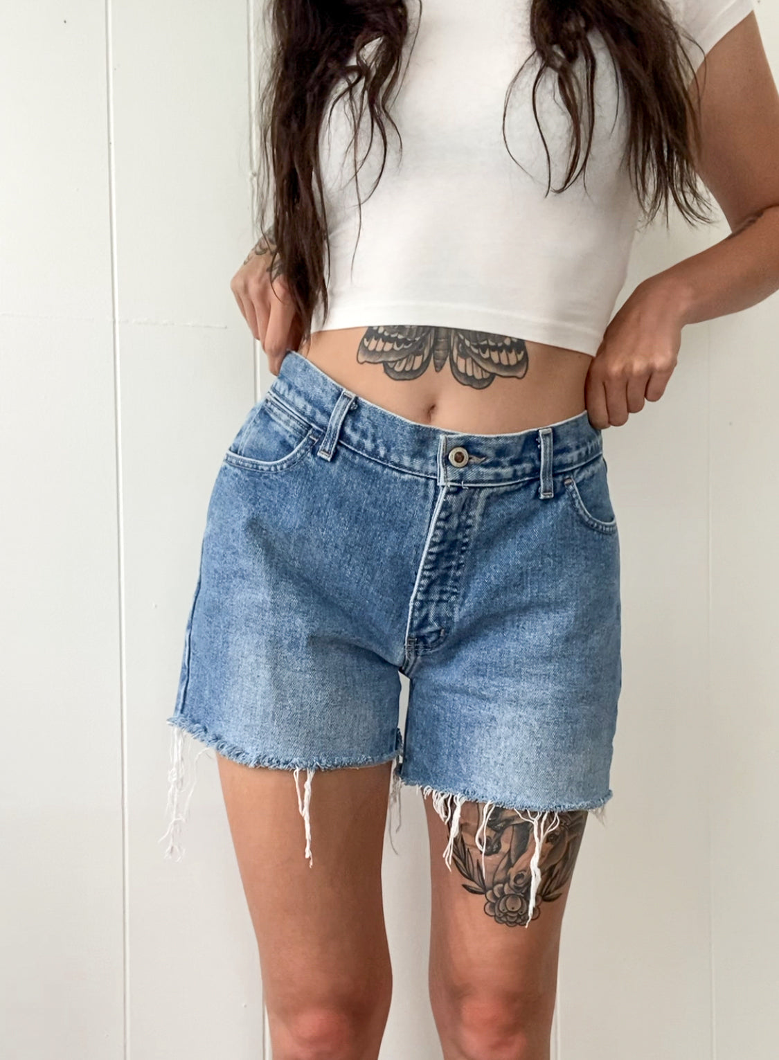 33.5"W Vintage Santa Barbara Cut-off Jean Shorts