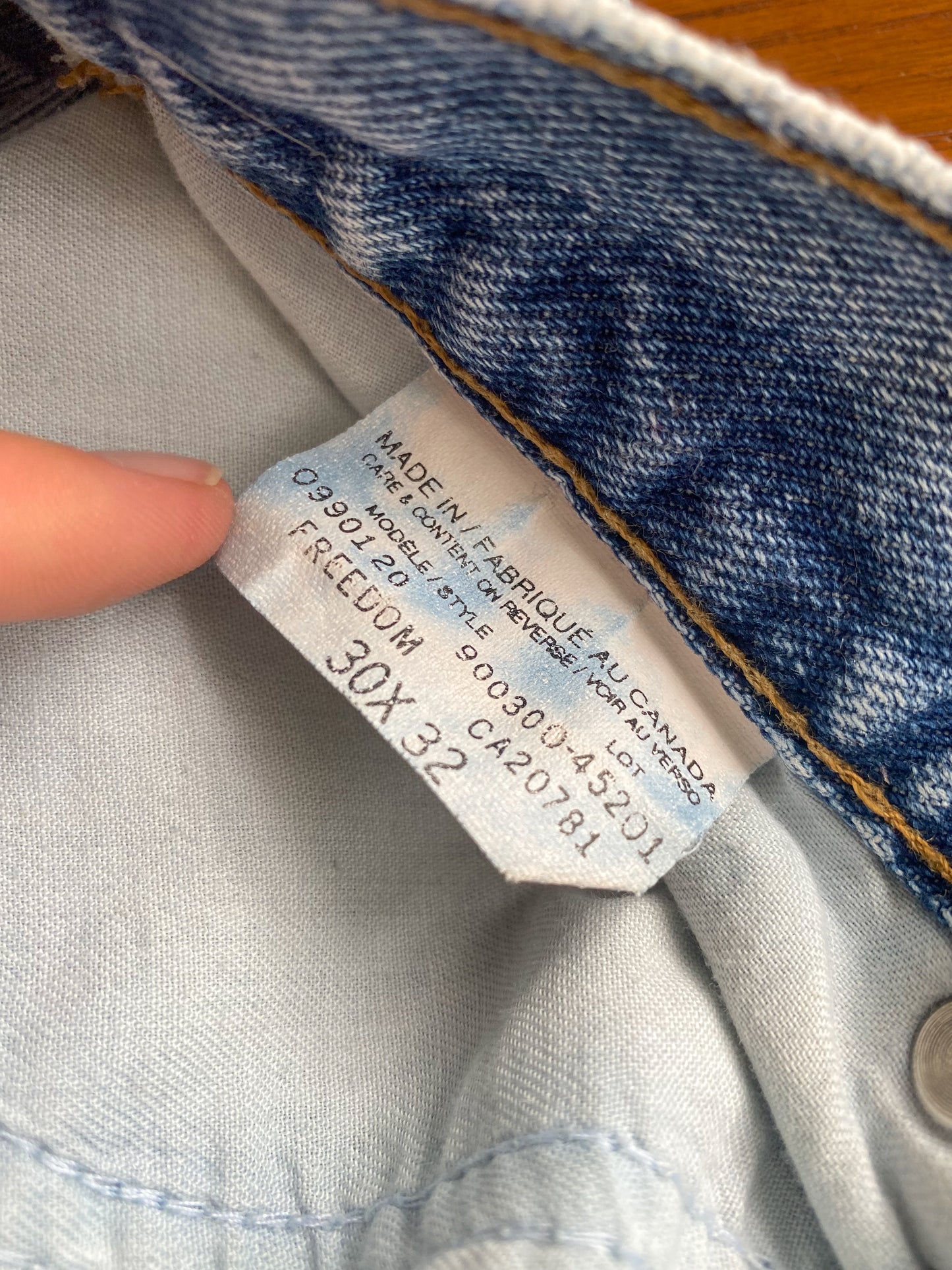 32"W Tommy Hilfiger High Rise Jeans