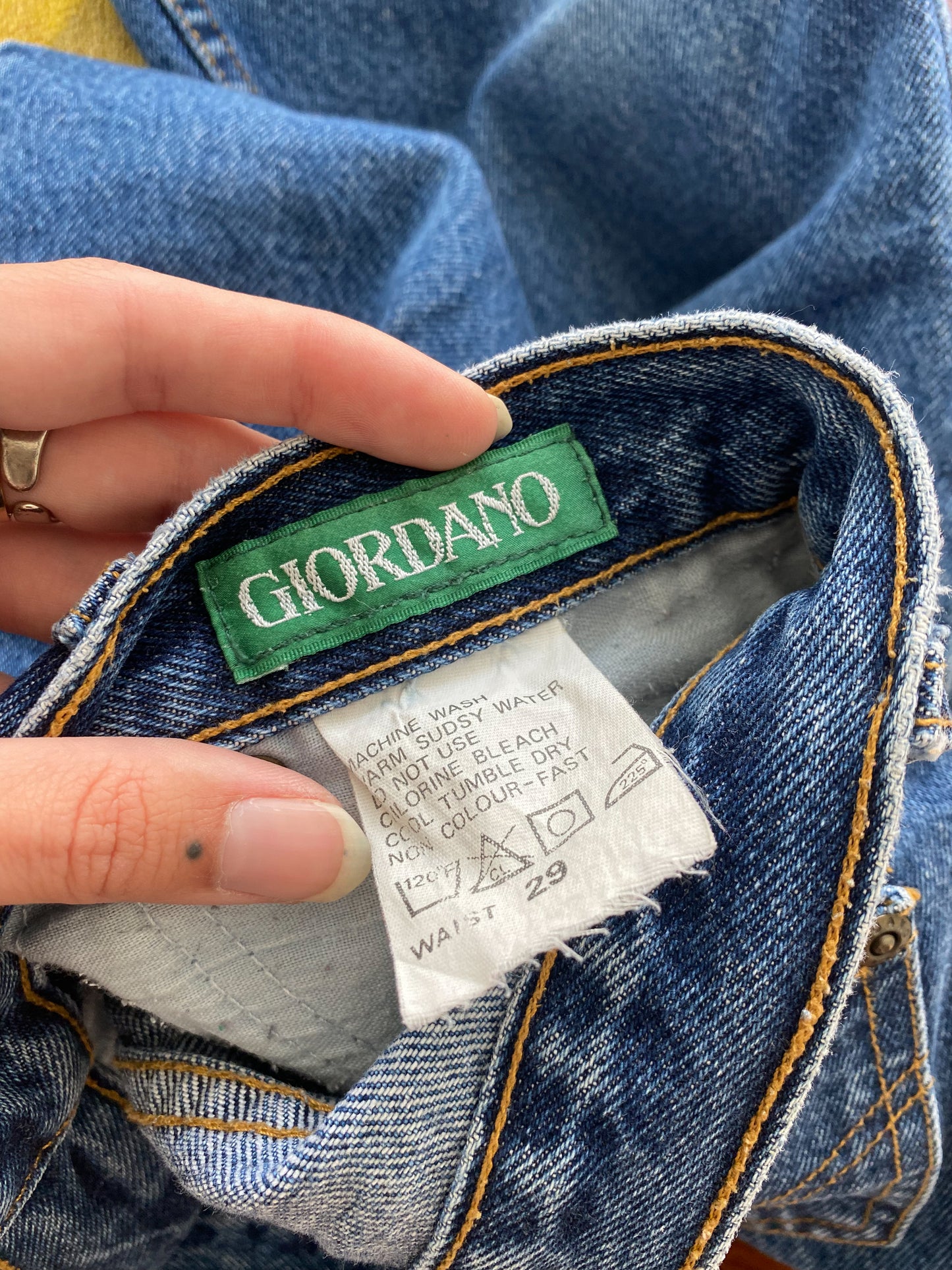 28"W Vintage Giordano Blues High Rise Jeans