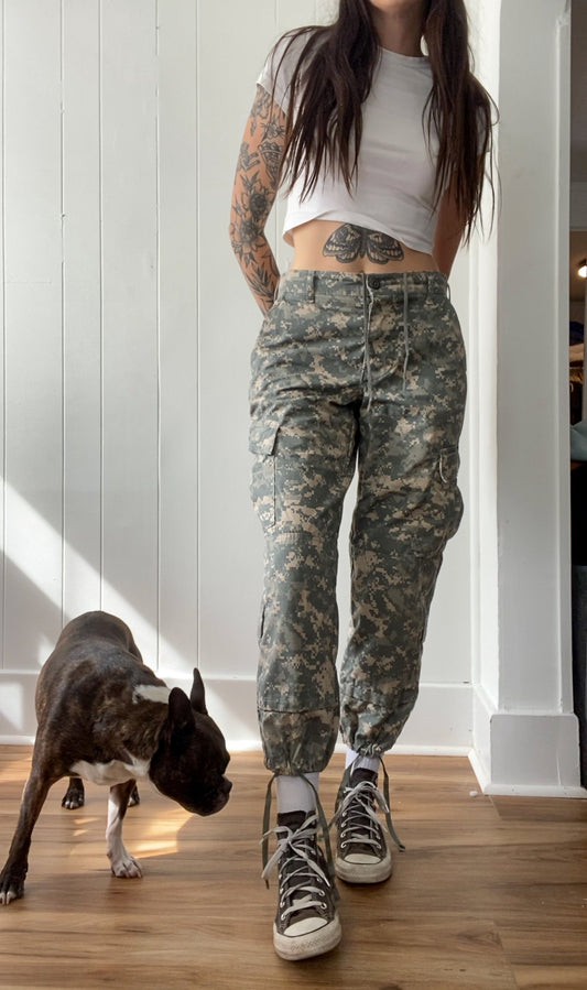 US Military Issue Digital Camouflage Pants