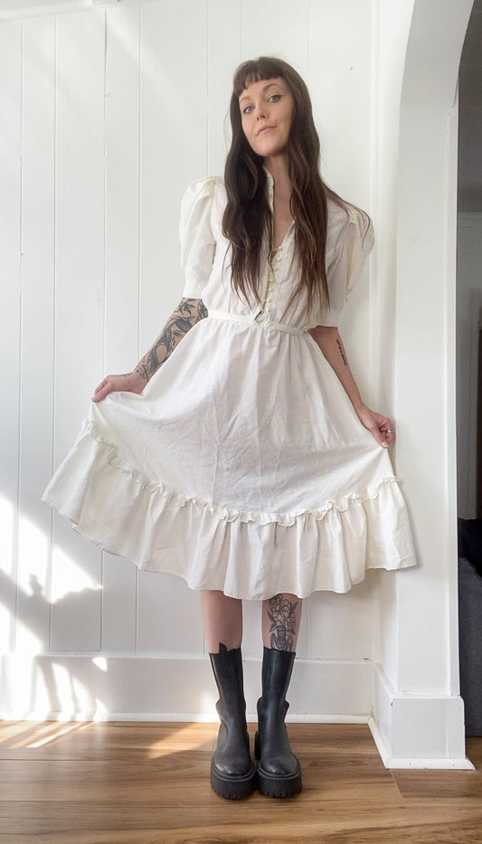 (M) Vintage Prairie Dress